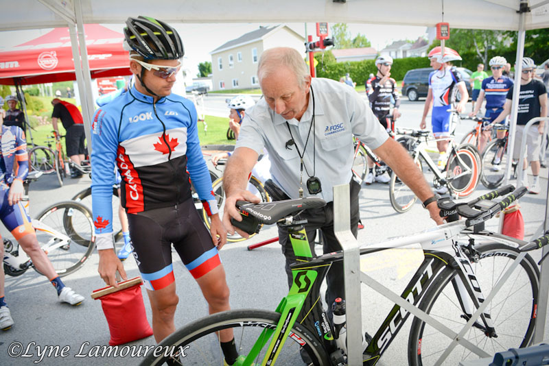Chrisitan Meier (Canada) gets his TT bike checked