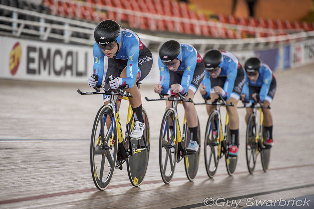 cali_trackwcup