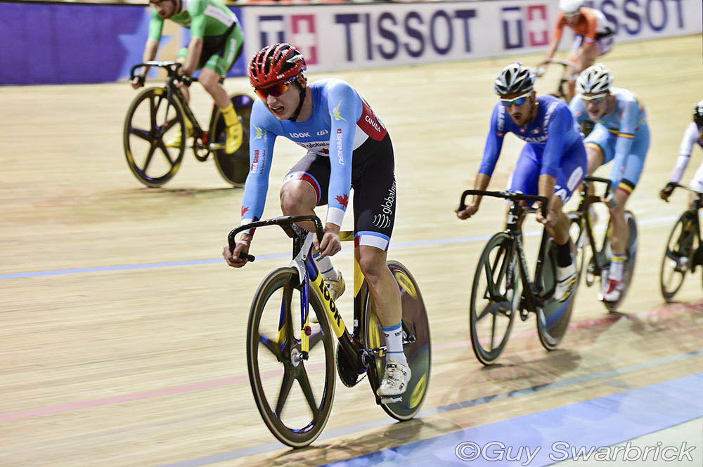 cali_trackwcup
