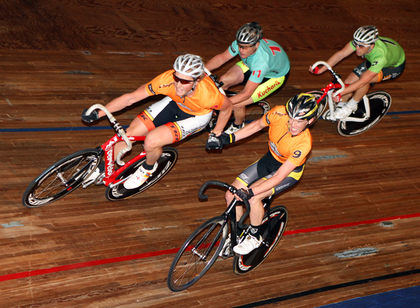 SAPUTO BURNABY 4 (DAY 2) - Elite Men Elimination/Scratch Madison
