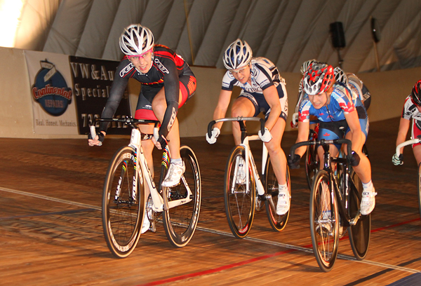 SAPUTO BURNABY 4 (DAY 2) - Elite Women Scratch Race
