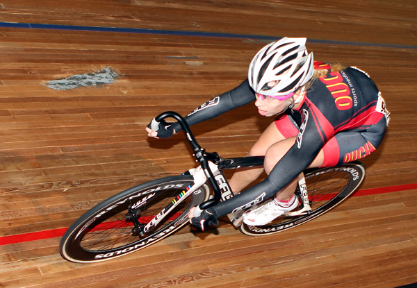 SAPUTO BURNABY 4 (DAY 3) - Elite Women UCI Scratch Race