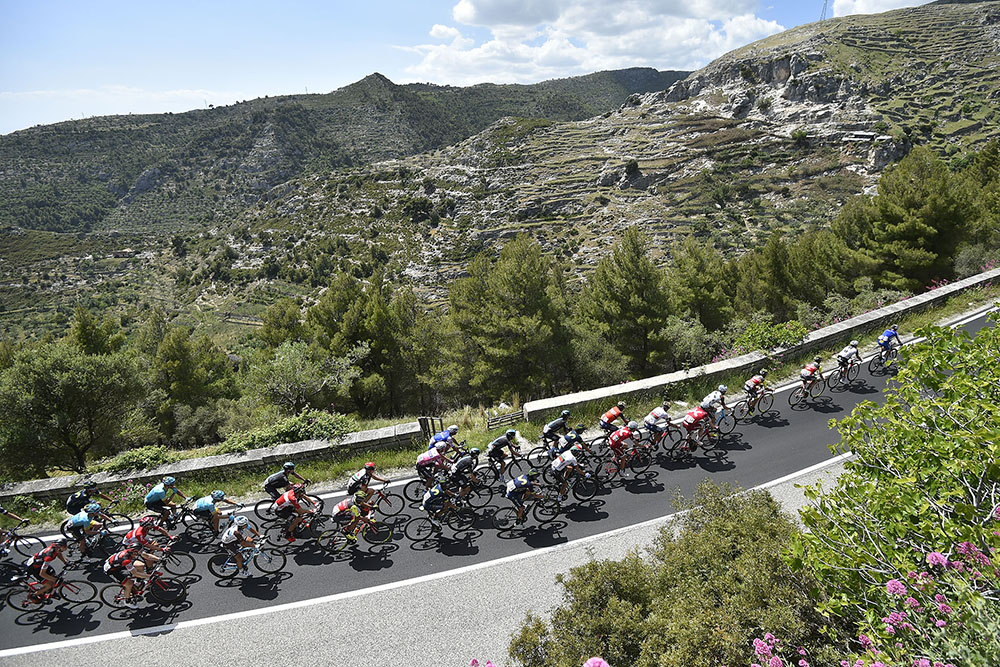 Giro d'Italia 2017 - 100a edizione - Tappa 8 - da Molfetta a Pe