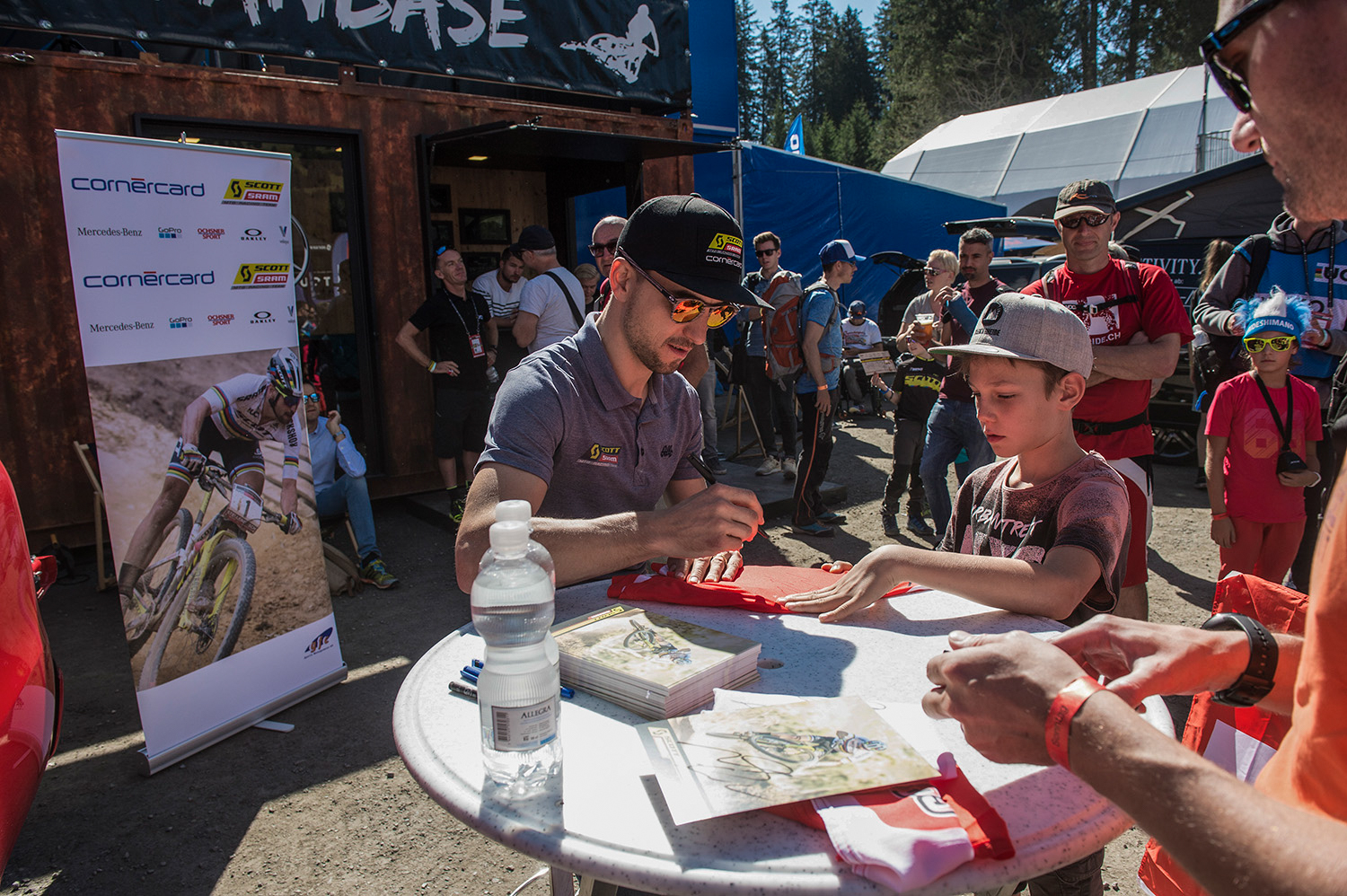 MTB World Champs Nino Schurter autograph session