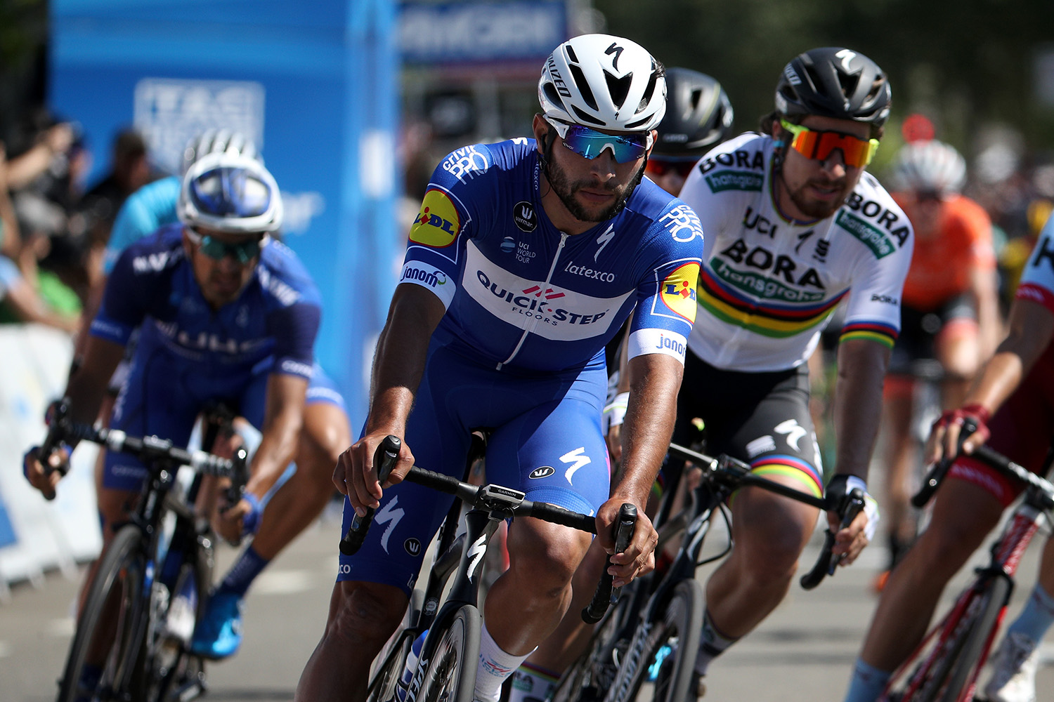 775137812CG00010_Cycling_13