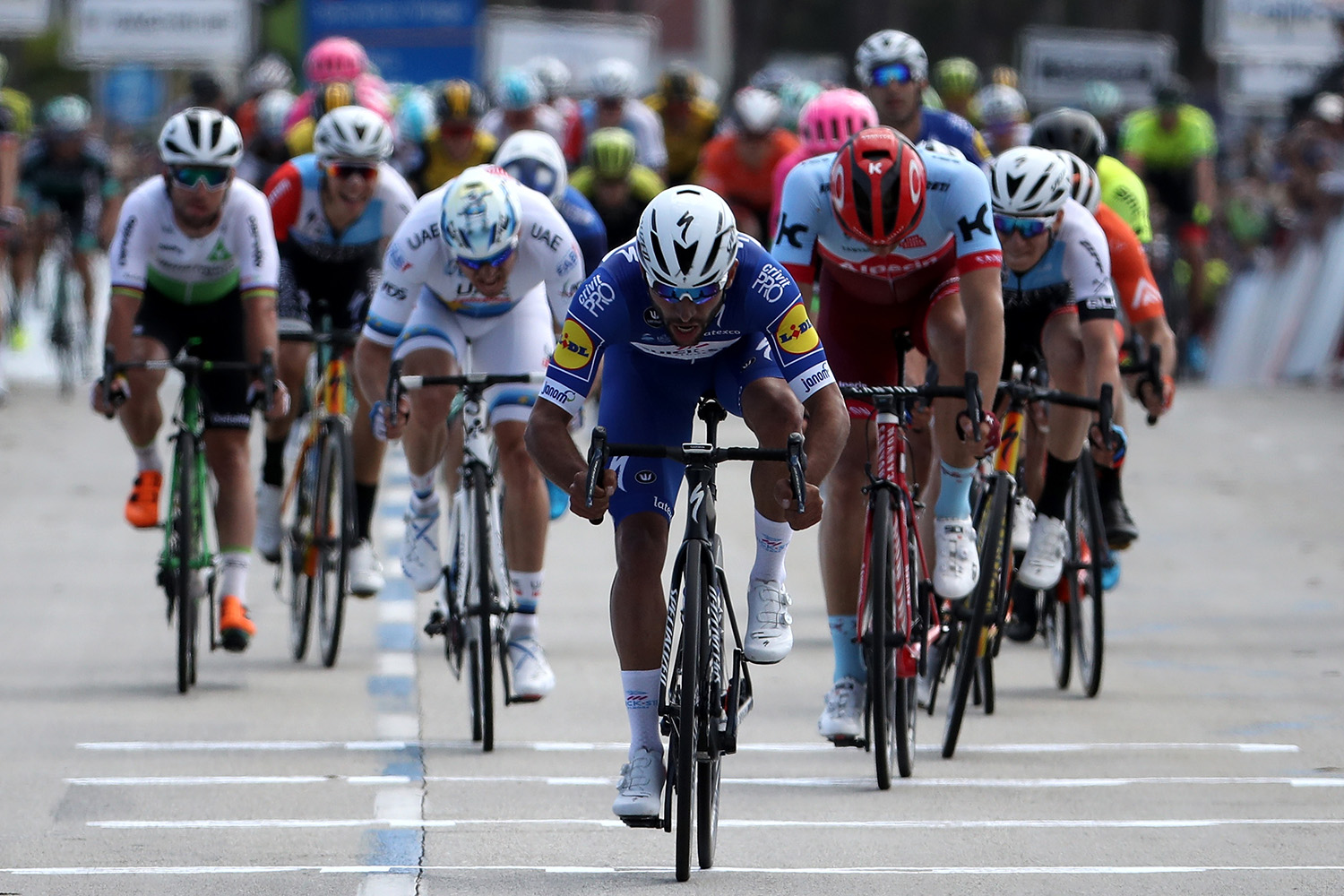 775137806CG00003_Cycling_13