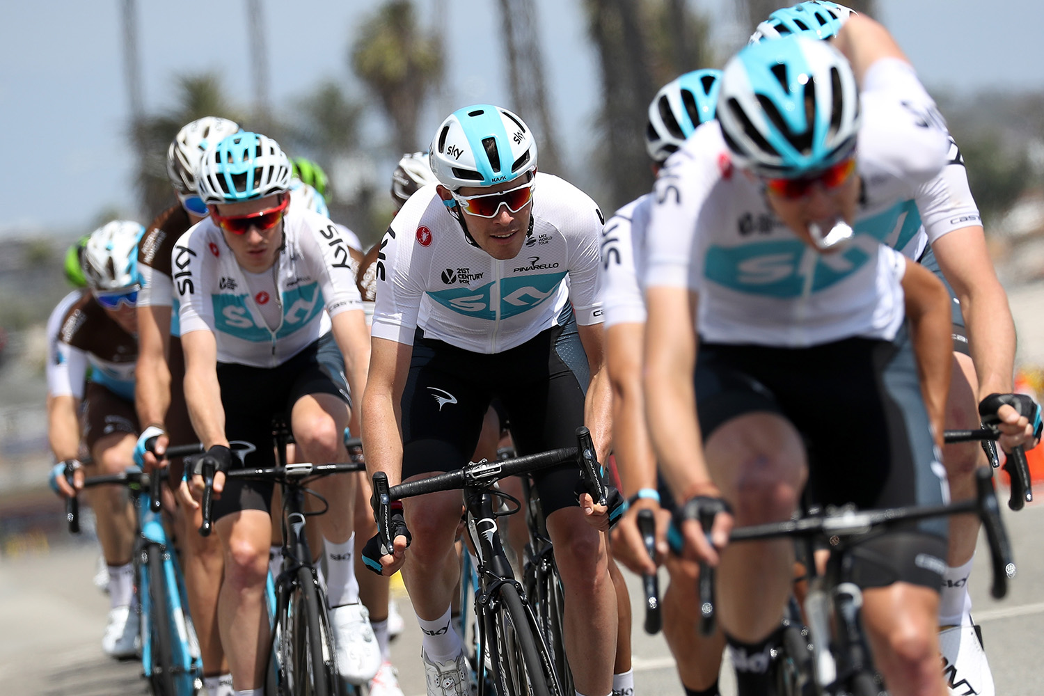 775137806CG00041_Cycling_13