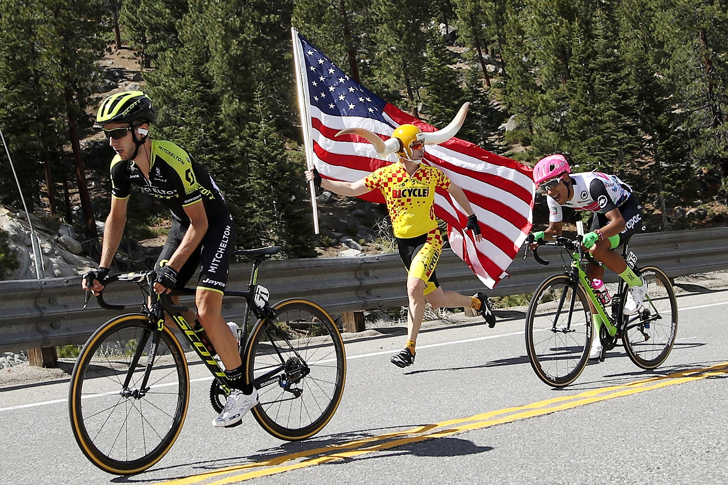 775137813CG00012_Cycling_13