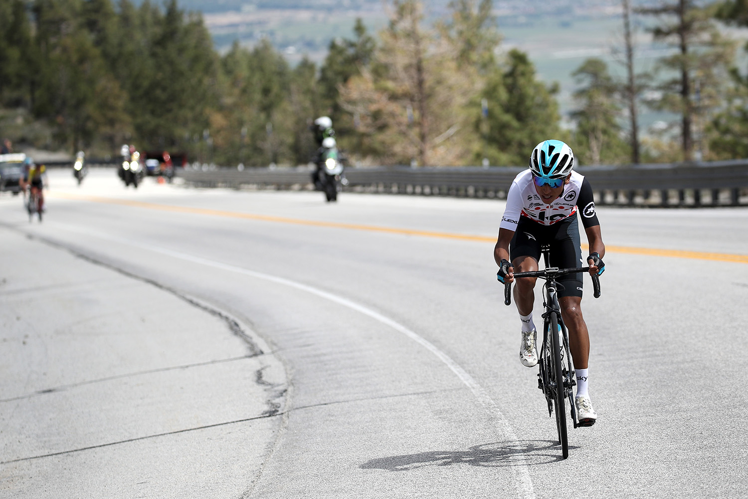 775137813CG00031_Cycling_13