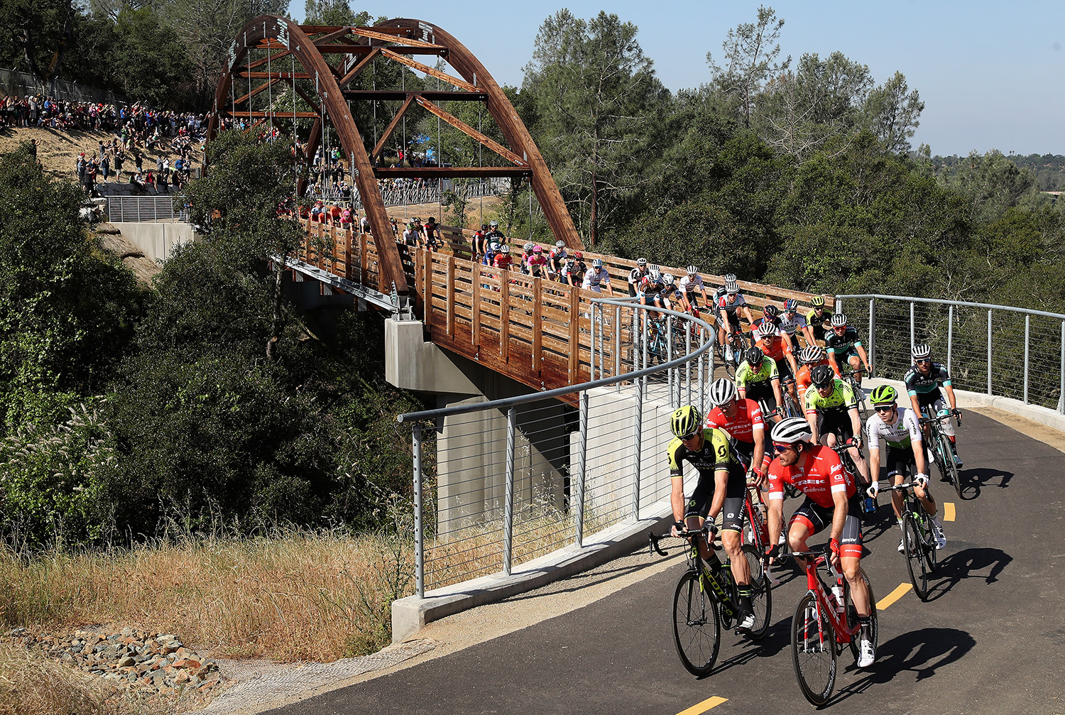 775137813CP00001_Cycling_13