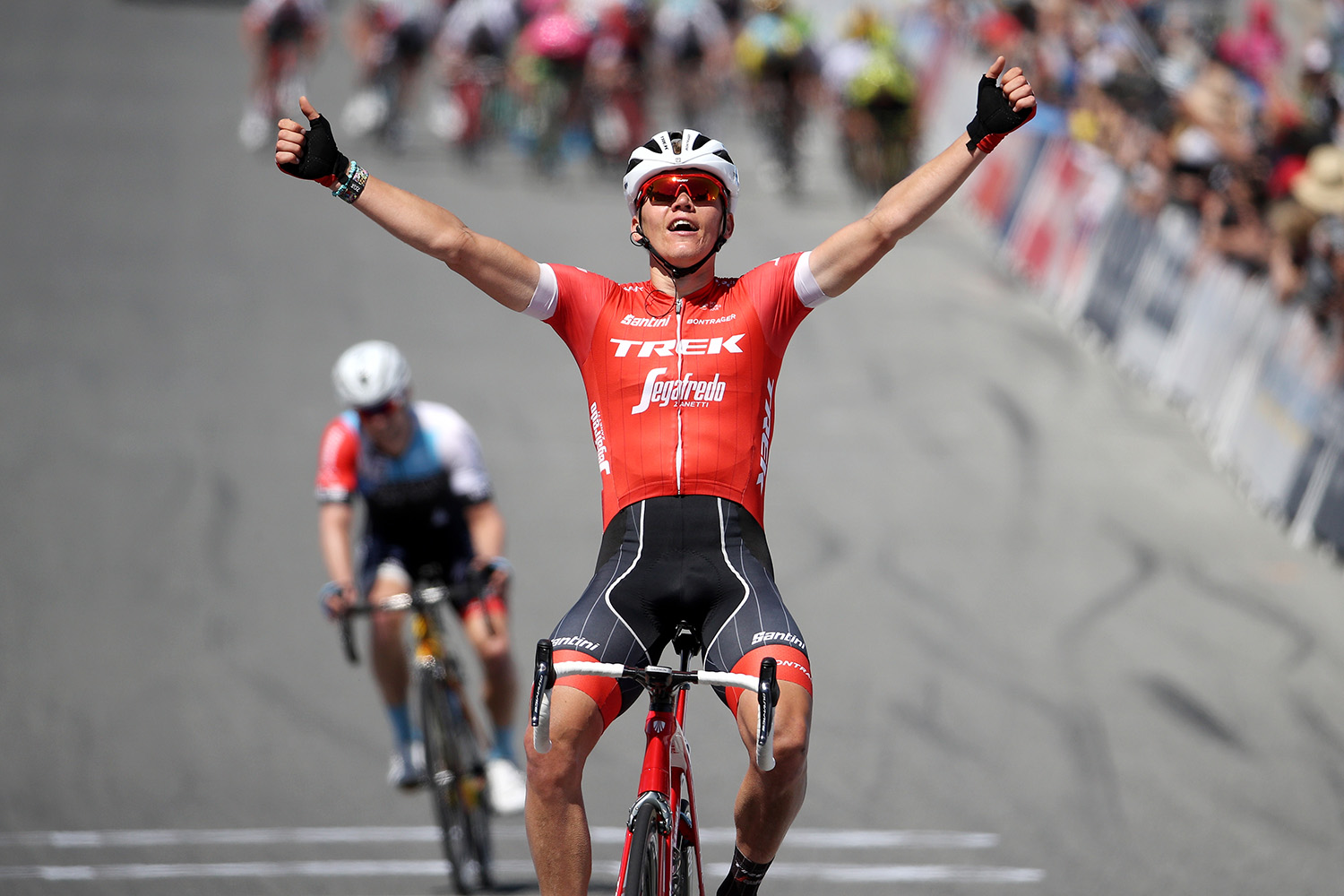 775137810CG00138_Cycling_13