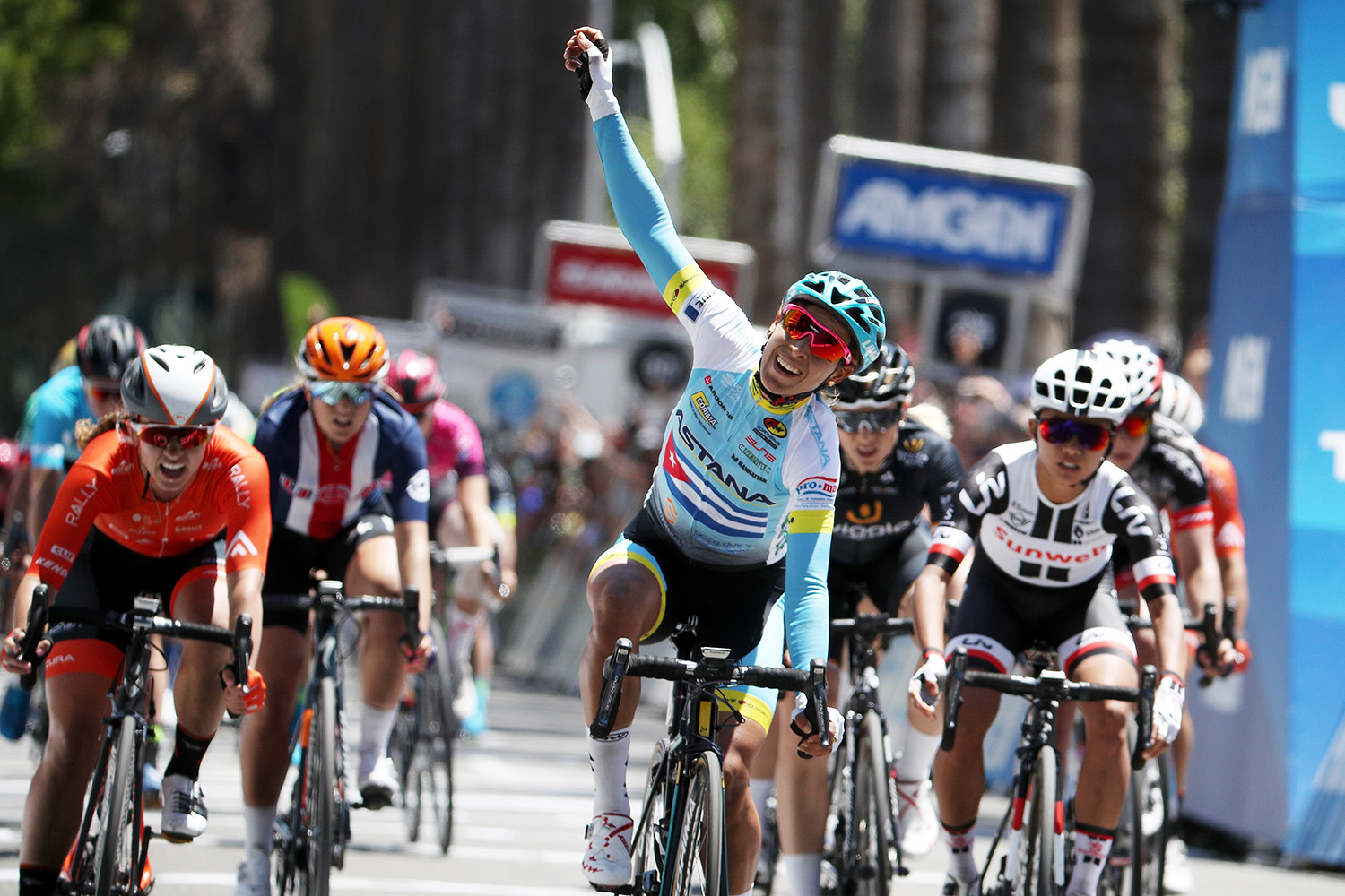 775137858CG00009_Amgen_Tour