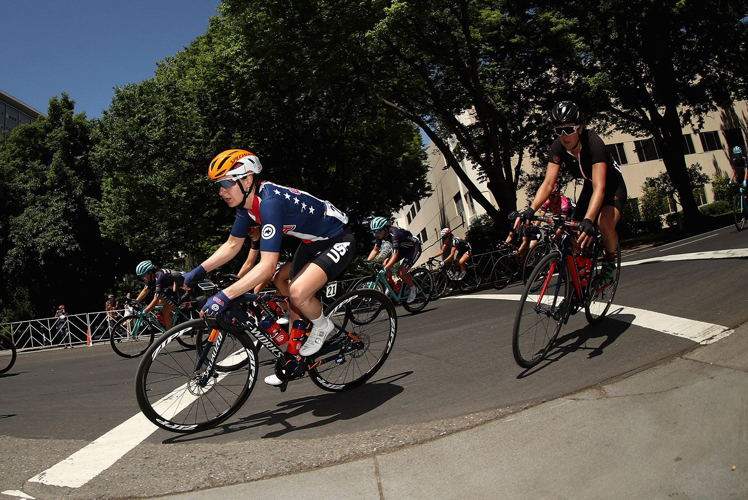 775137858ES015_Amgen_Tour_o