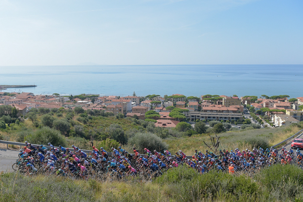 55a edizione Tirreno Adriatico -  da Follonica a Saturnia - 217 km