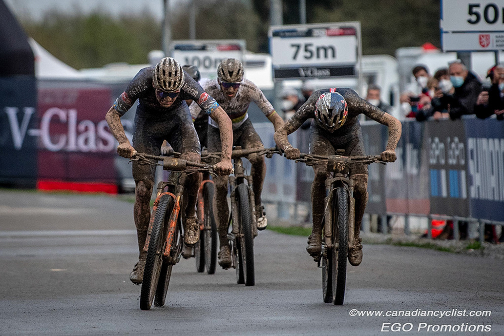 Nove Mesto World Cup: Short Track
