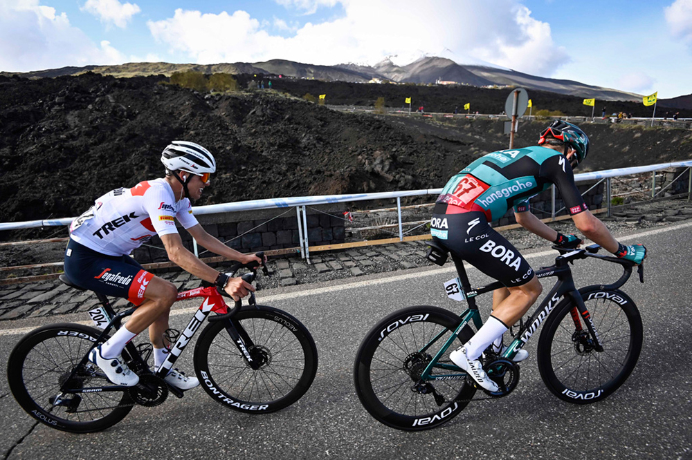 Giro d'Italia 2022 , Stage 4 - Da Avola to Etna/Nicolosi (Rifugio Sapienza)