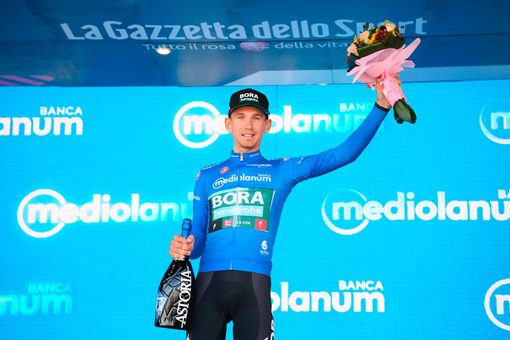 Giro d'Italia 2022 , Stage 4 - Da Avola to Etna/Nicolosi (Rifugio Sapienza)